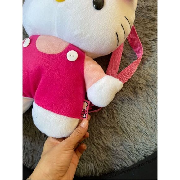 Vintage Y2k hello kitty stuffed animal with backpack handles‎ main image 4